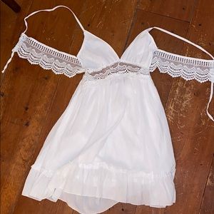 Lace backing White Dress - S